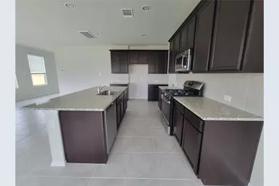 11300 Lago De Garda Drive, Austin, TX 78747 - Photo 5