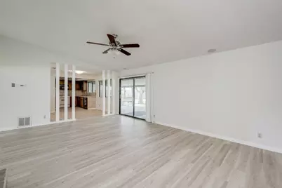 1402 Meadgreen Circle, Austin, TX 78758 - Photo 5