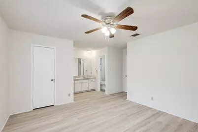 1402 Meadgreen Circle, Austin, TX 78758 - Photo 21