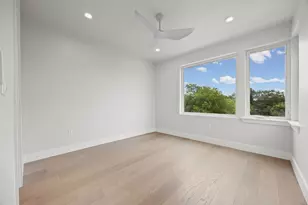 100 W Odell St, Austin, TX 78752 - Photo 17