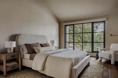 2600 Tanglewood Trail, Austin, TX 78703 - Photo 23