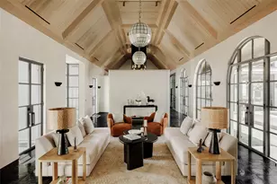 2600 Tanglewood Trail, Austin, TX 78703 - Photo 7