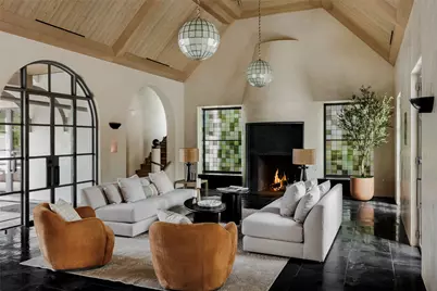 2600 Tanglewood Trail, Austin, TX 78703 - Photo 5