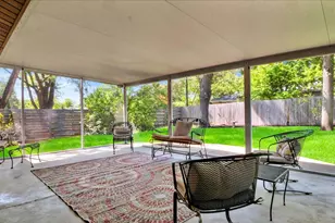 1405 Briarcliff Blvd, Austin, TX 78723 - Photo 39