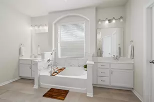 209 Mira Mesa Dr, Liberty Hill, TX 78642 - Photo 23