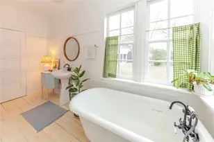 306 5th Ave, Smithville, TX 78957 - Photo 21