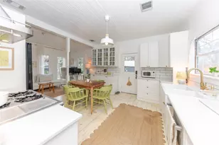 306 5th Ave, Smithville, TX 78957 - Photo 11