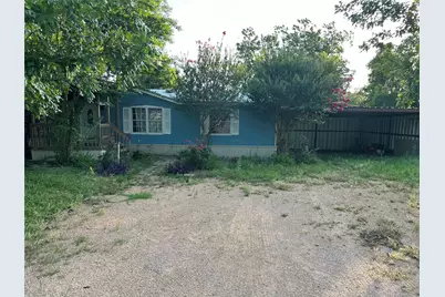 709 N 5th Street, Jarrell, TX 76537 - Photo 1