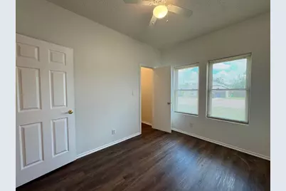 16404 Edgemere Drive, Pflugerville, TX 78660 - Photo 7