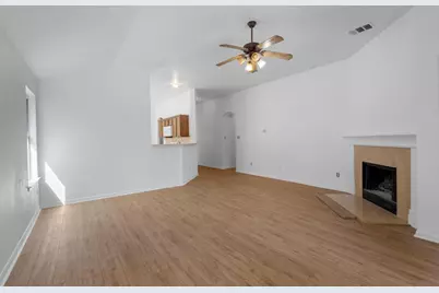 114 Gainer Drive, Hutto, TX 78634 - Photo 9