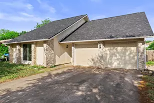12906 Irongate Ave, Austin, TX 78727 - Photo 3