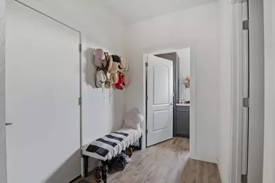 136 W Castlebriar Drive, Granite Shoals, TX 78654 - Photo 17