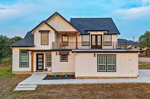 136 W Castlebriar Dr, Granite Shoals, TX 78654 - Photo 1