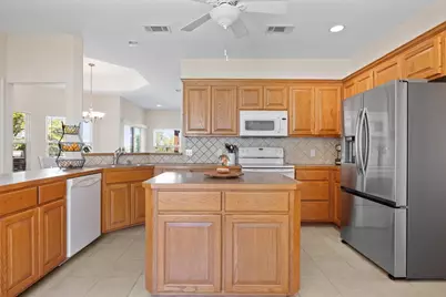 104 Kings Way Drive, Cottonwood Shores, TX 78657 - Photo 3