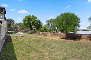 104 Kings Way Dr, Cottonwood Shores, TX 78657 - Photo 35