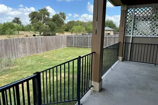 13904 Lyndon B Johnson St, Manor, TX 78653 - Photo 3