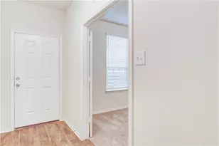 412 Ibis Falls Loop, Jarrell, TX 76537 - Photo 5