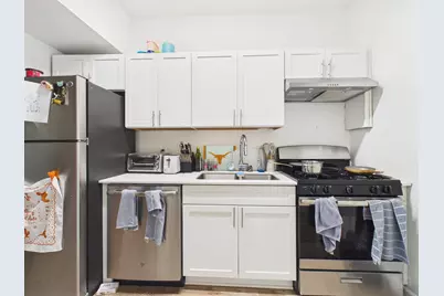 911 W 22nd Street #204, Austin, TX 78705 - Photo 3