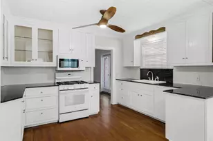 2009 Travis Heights Blvd, Austin, TX 78704 - Photo 15