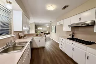 1000 Hollybluff St, Austin, TX 78753 - Photo 7