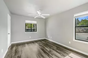 8200 Neely Dr, Austin, TX 78759 - Photo 13