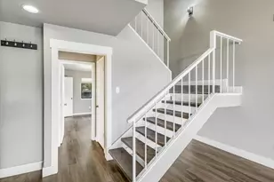 8200 Neely Dr, Austin, TX 78759 - Photo 9