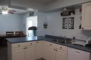 913 Seventh St, Lexington, TX 78947 - Photo 15