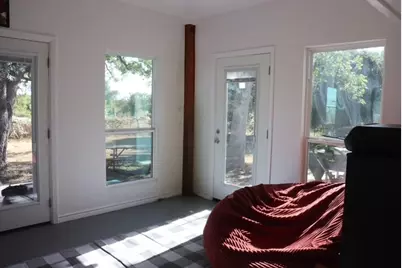 913 7th Street, Lexington, TX 78947 - Photo 5