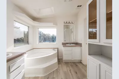 1547 Lost Trail, New Braunfels, TX 78132 - Photo 13