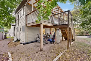 108 W Croslin St, Austin, TX 78752 - Photo 31