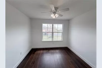 201 Camellia Drive, Hutto, TX 78634 - Photo 9