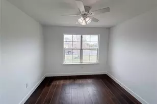 201 Camellia Dr, Hutto, TX 78634 - Photo 9