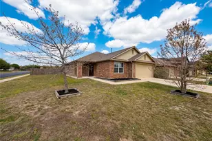 201 Camellia Dr, Hutto, TX 78634 - Photo 7