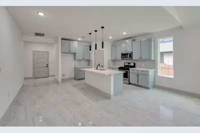 202 Washington Street, Elgin, TX 78621 - Photo 7