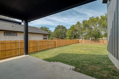 202 Washington Street, Elgin, TX 78621 - Photo 23