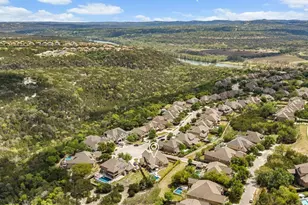 12333 Labrador Bay Ct, Austin, TX 78732 - Photo 5