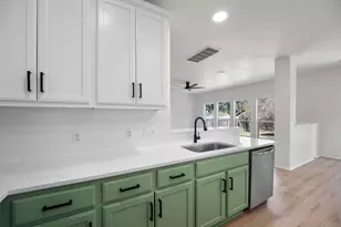 3321 Winding Shore Ln, Pflugerville, TX 78660 - Photo 15