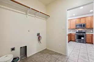 11725 Timber Heights Dr, Austin, TX 78754 - Photo 9