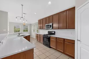 130 Canterbury Dr, Austin, TX 78737 - Photo 13