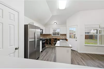 3908 Rocky Shore Lane, Pflugerville, TX 78660 - Photo 13