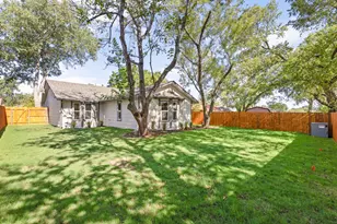 10101 Woodhaven Dr, Austin, TX 78753 - Photo 35