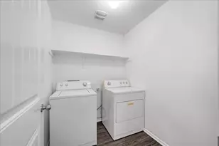 15116 Custis Ln, Austin, TX 78725 - Photo 19
