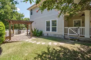 2730 Kinney Oaks Ct, Austin, TX 78704 - Photo 25