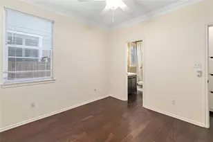 2730 Kinney Oaks Ct, Austin, TX 78704 - Photo 23