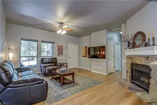 17106 Oak Cliff Cir, Dripping Springs, TX 78620 - Photo 5