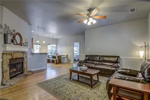 17106 Oak Cliff Cir, Dripping Springs, TX 78620 - Photo 3