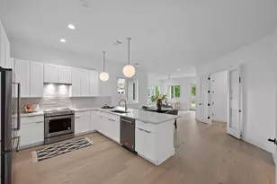 3614 Abbate Cir, Austin, TX 78721 - Photo 7
