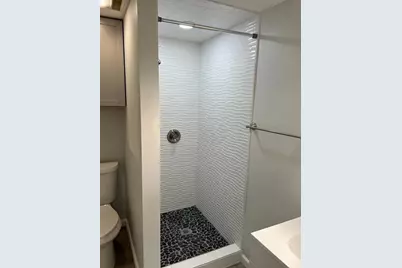 5804 Circulo Drive #5E, Lago Vista, TX 78645 - Photo 5