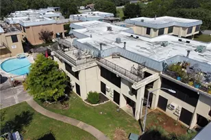 5804 Circulo Dr, Lago Vista, TX 78645 - Photo 9