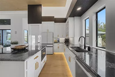 4608 Vista Estates Court, Spicewood, TX 78669 - Photo 11